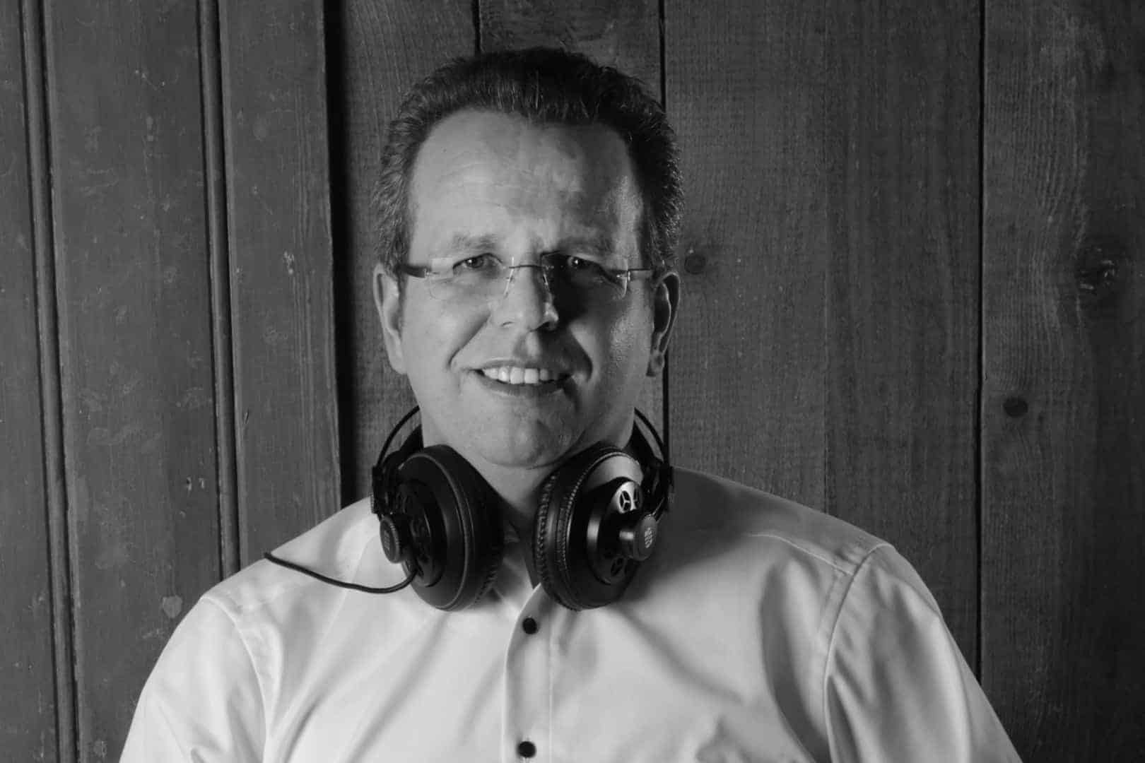 DJ Markus mit Kopfhörern